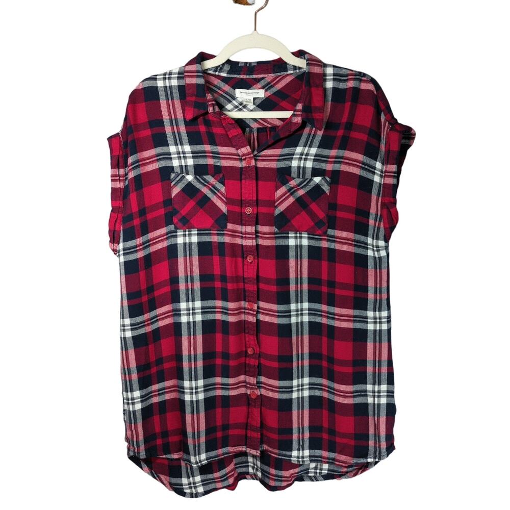 beachlunchlounge Red Navy White Plaid Button-Down Shirt